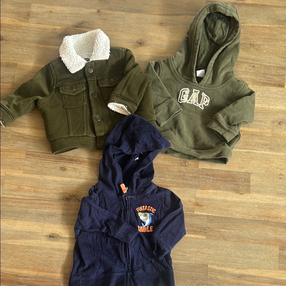 Bundle of 3 hoodies